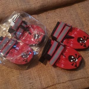 Dog shoes size 5 med/large